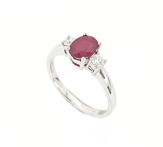 Oval Ruby 0.86ct with 0.19ctw Diamond 18K White Gold Ring