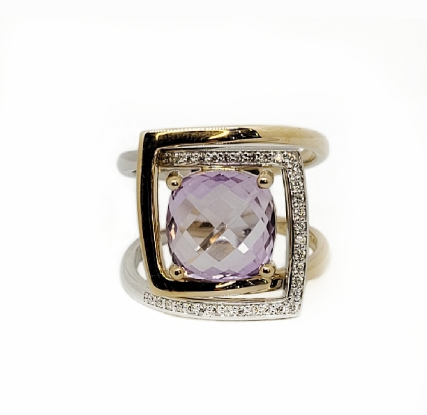 Cushion Rose Amethyst with 0.16ctw Diamond SI Clarity; GH Colour Overlapping Design 14K Yellow and White Gold Ring - Size 8 